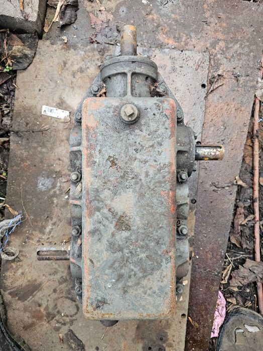 Przekładnia rozrzutnik 1 : 0,8333