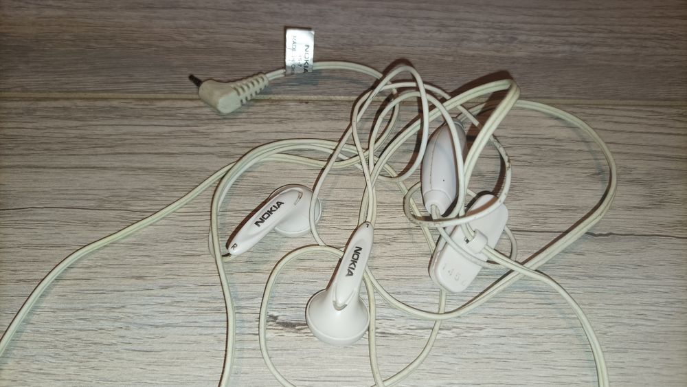 Наушники Nokia HS-7 . Стереогарнитура.