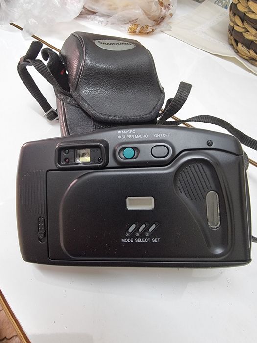 Máq fotográfica Samsung AF ZOOM 1050