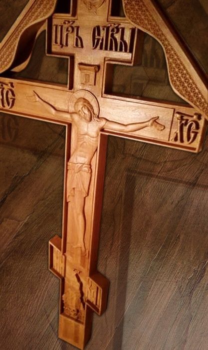 Хрест дубовий,могильний,на кладовище.Гробниця  дубова.