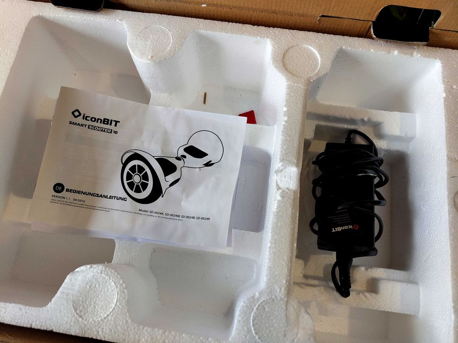 Deskorolka Elektryczna ICONBIT SMART SCOOTER 10 SD-0024R NAJTANIEJ