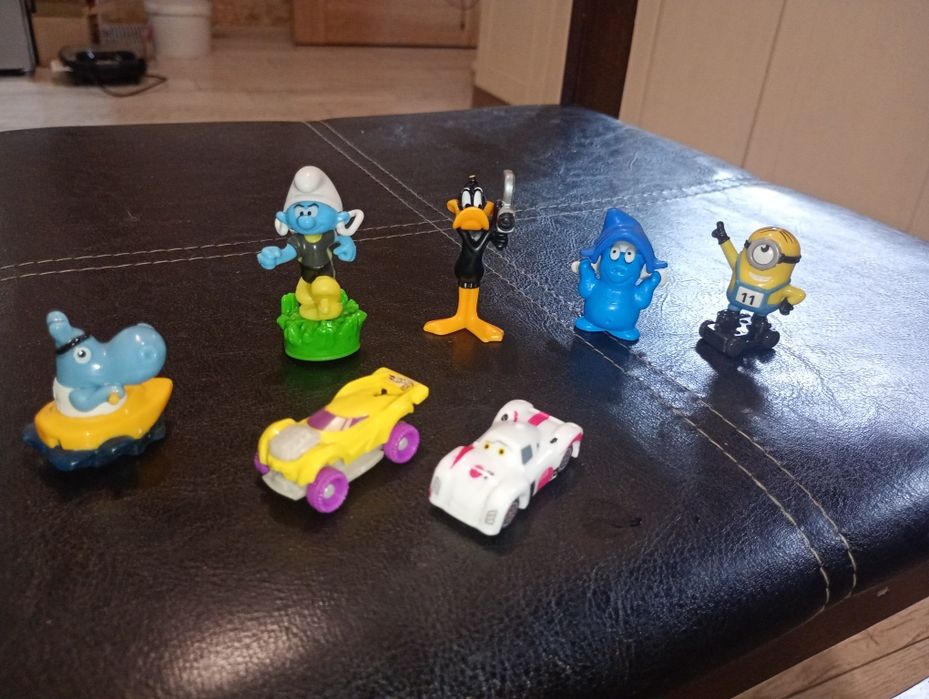 Фігурки  kinder,stumble guys