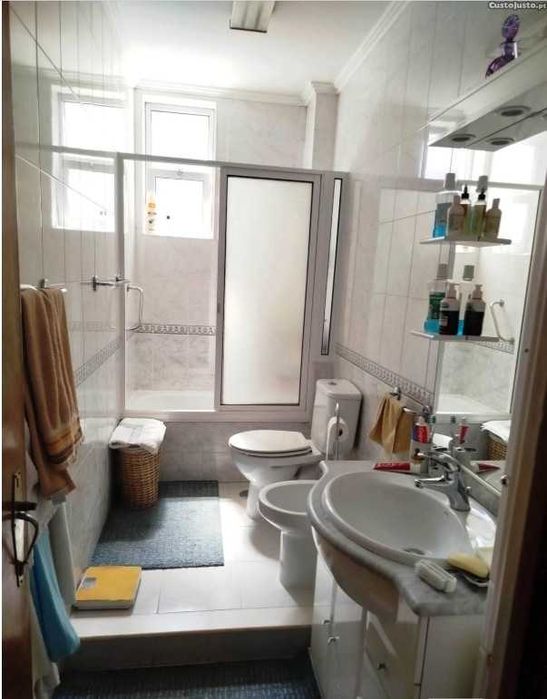 Quarto em Odivelas Próximo da Rotunda da CGD e Metro