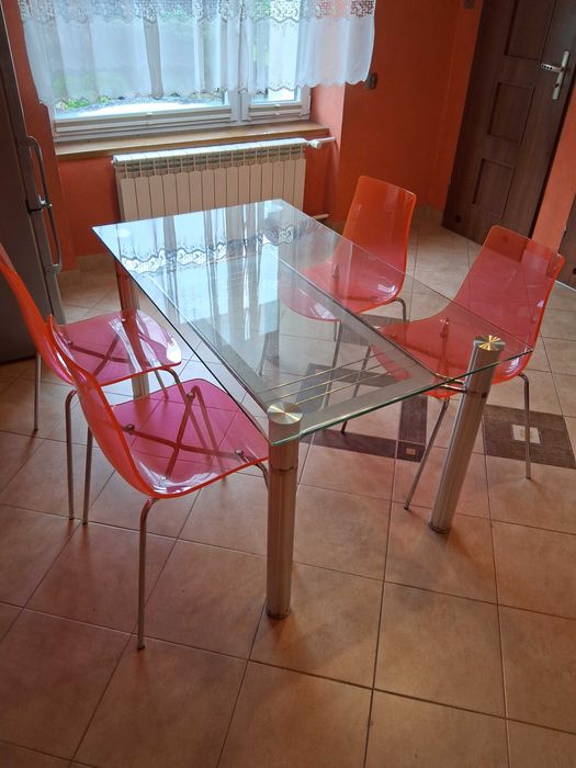 Szklany stół kuchenny 135x80 z półką + 4 krzesła gratis