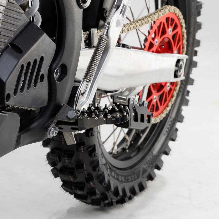 Электромотоциклы Arctic Leopard EXE 880