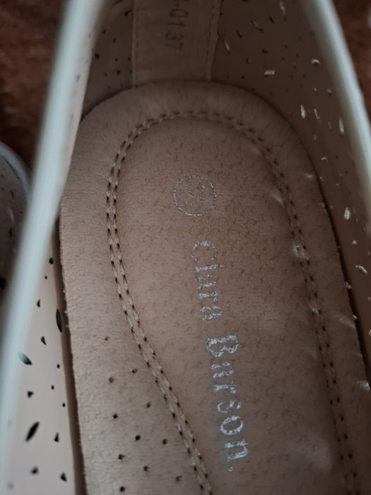 Buty 37 kremowo-ŕóżowe