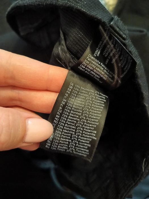 Damskie czarne bawełniane spodnie rybaczki M/38