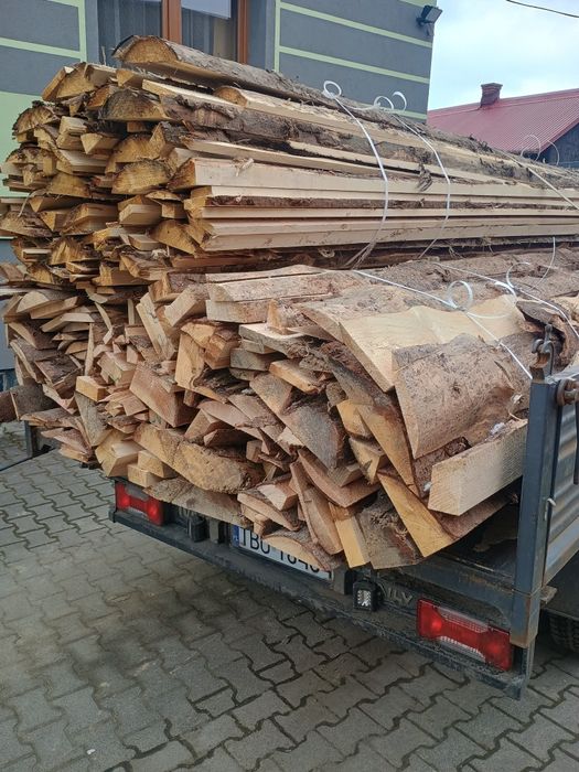 Drewno opałowe paczki lub cięte