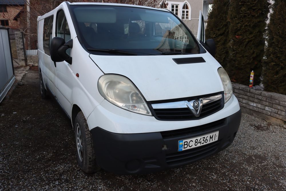 Vauxhall. Opel Vivaro 2008 • 2.0 Diesel • 327 тис. км • 6300$
ЖИВИЙ ро