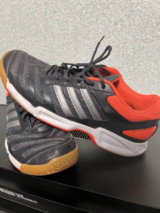 Adidas кросівки 44р