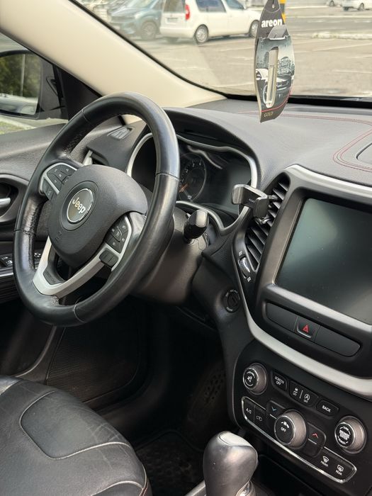 Jeep Cherokee trailhawk 2015