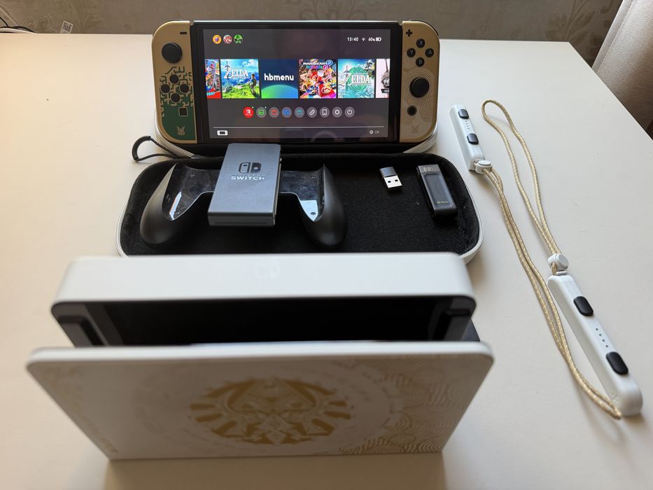 Nintendo switch Special edition oled 64 + 128 gb