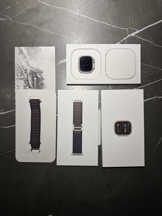Apple Watch Ultra 2 49mm Titanium Indigo Alpine Loop L