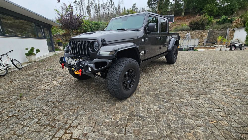 Jeep Gladiator 3.0 CRD Overland AT8