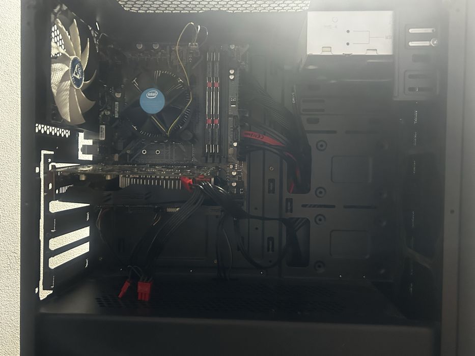 Komputer Gaming i3-8100 GTX 1060 3GB 8GB DDR4