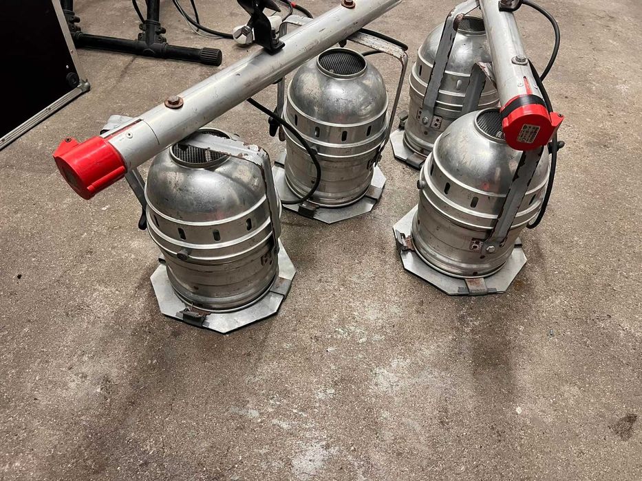 Par 64 curtos com lâmpadas de 1000 watts