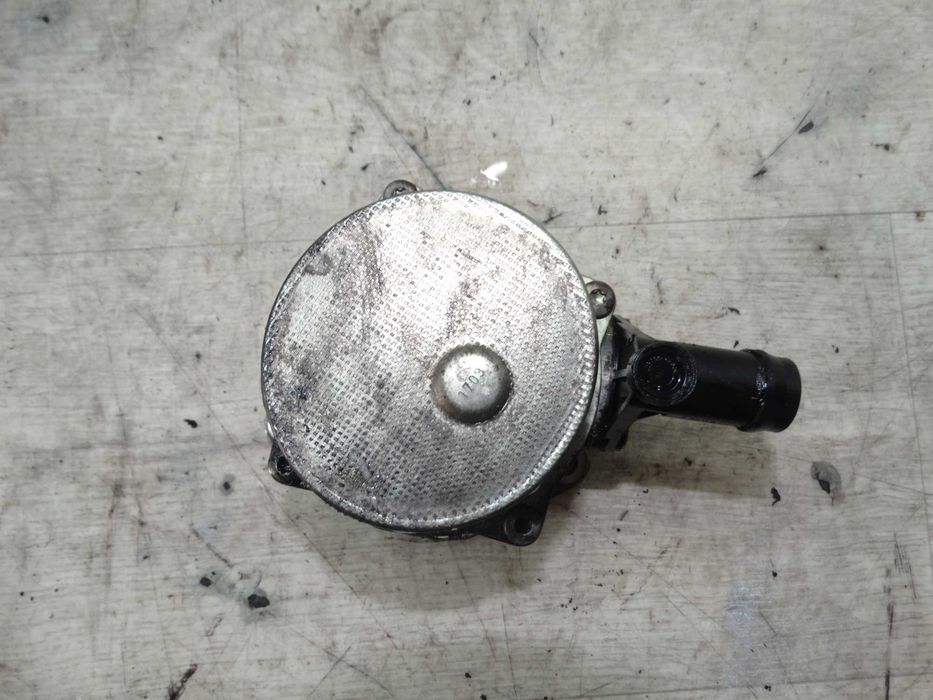 Б/у вакуумний насос Opel movano nissan primstar renault 1.9 8200072985