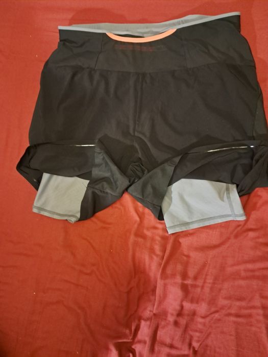 Шорты беговые Kalenji   2 в 1 черного цвета