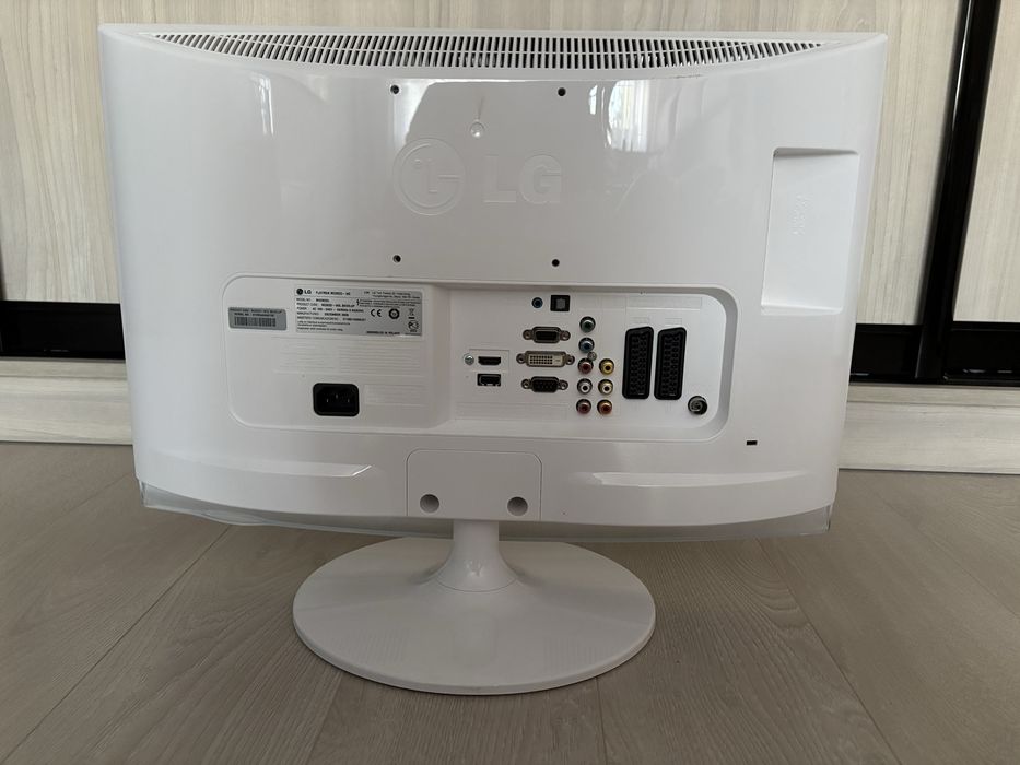 Монітор- телевізор LG