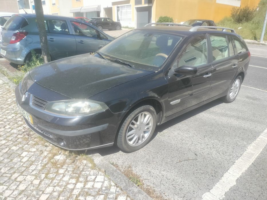 Renault laguna break 2.0 DCI avariada