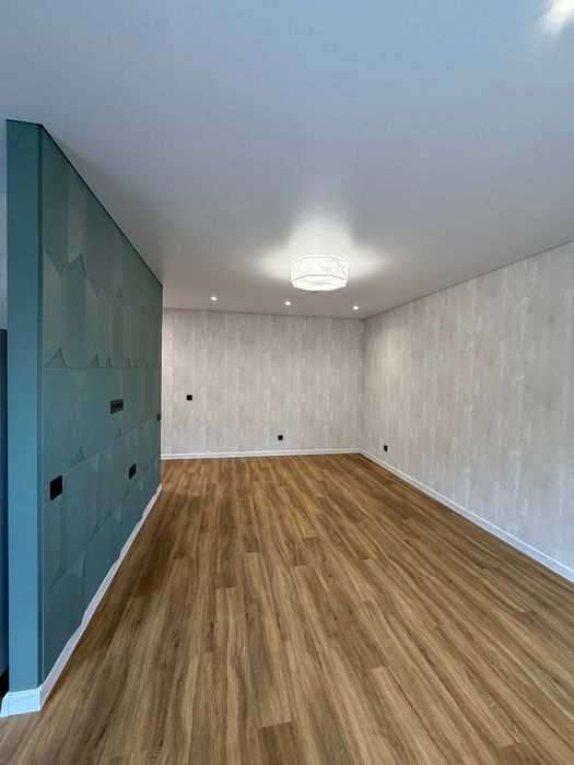 Стильна, світла однокімнатна квартира в тихому центрі міста