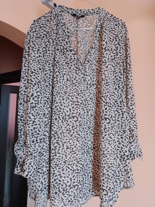 Продам жіночу блузку, 54-56 р.