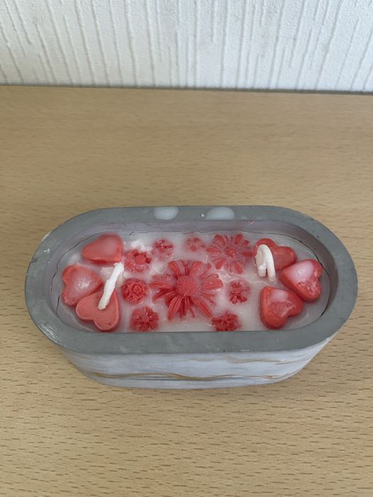 Соєва свічка в гіпсовом кашпо