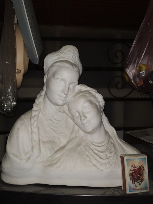 Статуэтка редкая. Бу.