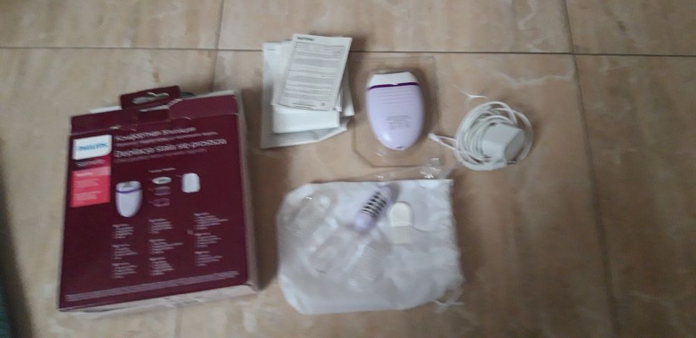 Depilator Philips Satinelle Esential BRE275/00