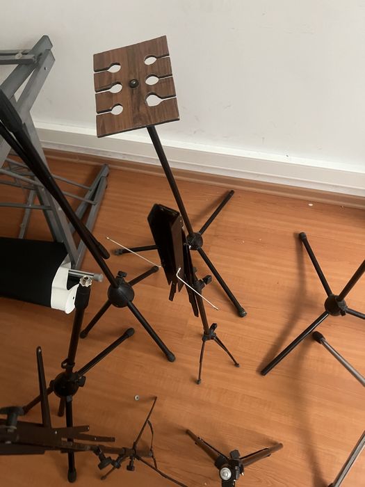 Conjunto de Suportes de Microfone e Acessórios de Palco