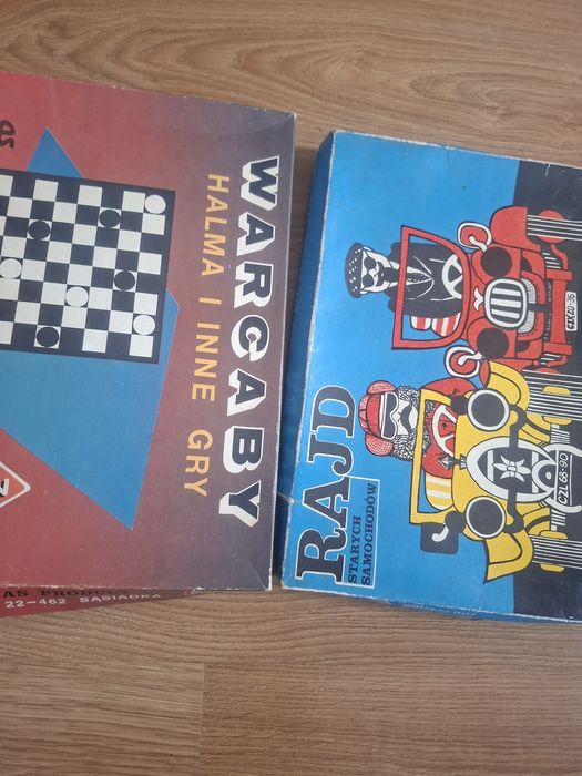 Rajd starych samochodow + warcaby i inne gry PRL