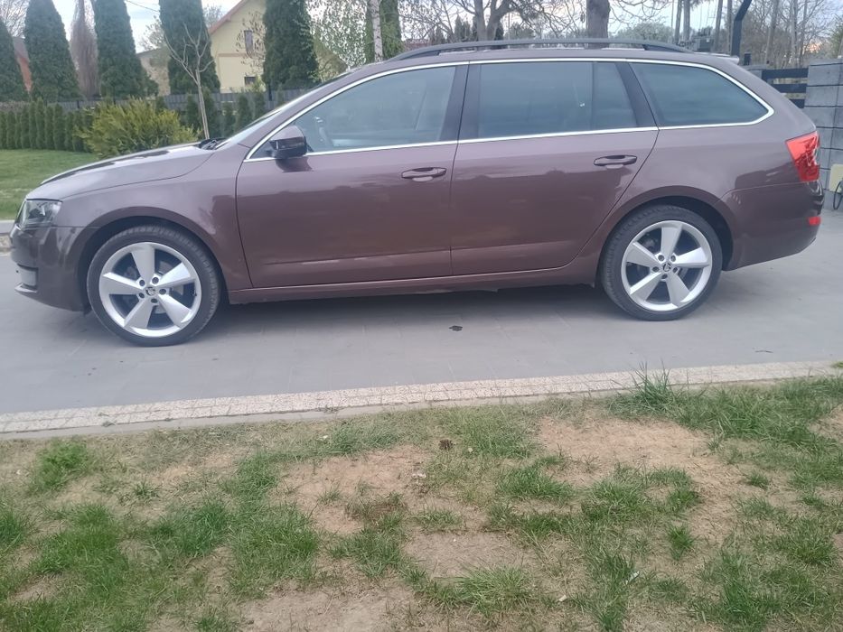 Skoda Octavia 3  2.0TDI 150KM 189tys km Bi Xenon