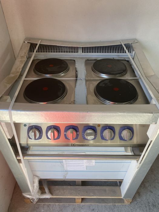 Плита Electrolux