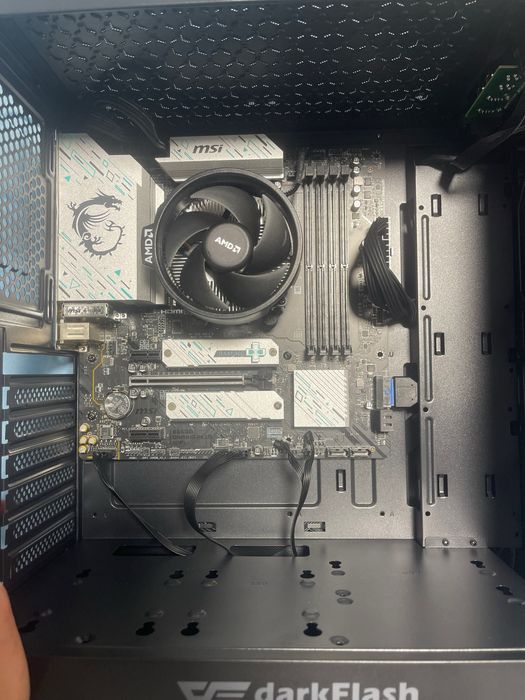 Vendo Ryzen 7 8700G