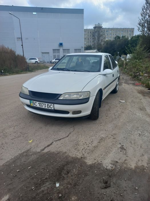 Opel vectra b 1.6 бензин