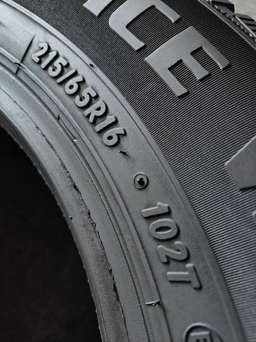 Шини r16 215/65 102T зима Petlas Explero Ice добрий стан свіжі 23року підійдуть на бус і джіп бо посилена боковина