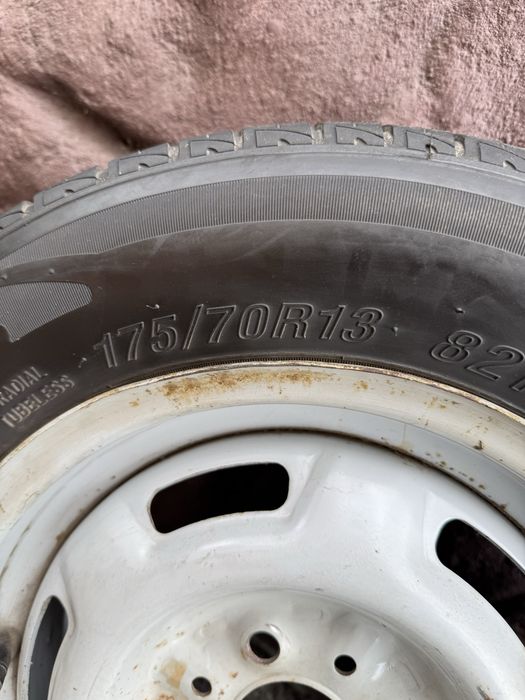 Сталеві диски R13 + літня резина 175/70 R13 — майже нова, готовий комплект - Ціна за 2 колеса