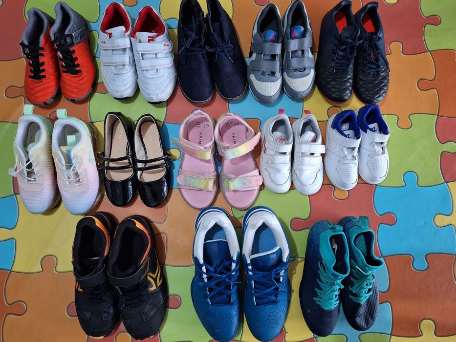 Lote de 11 tenis e sapatilhas de futebol a bom preço