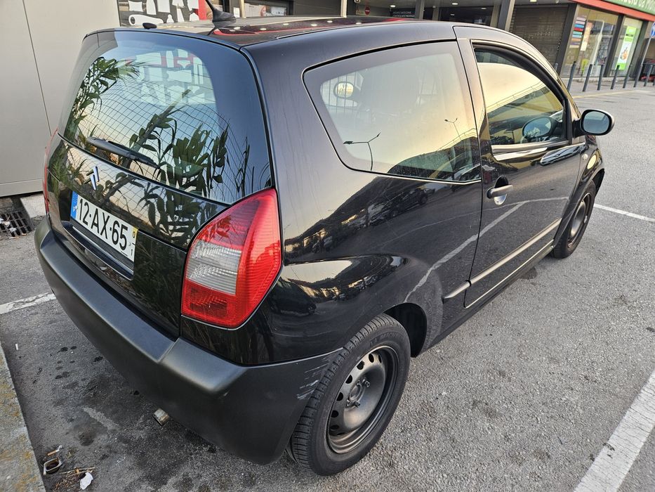 Citroen comercial com 106...km