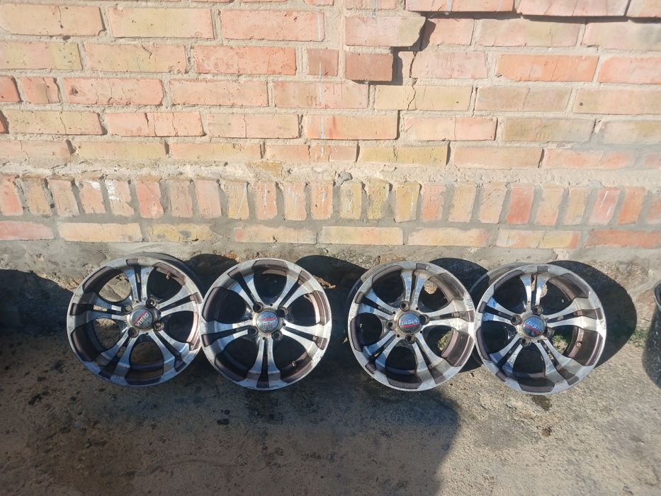 Продам диски на 13...