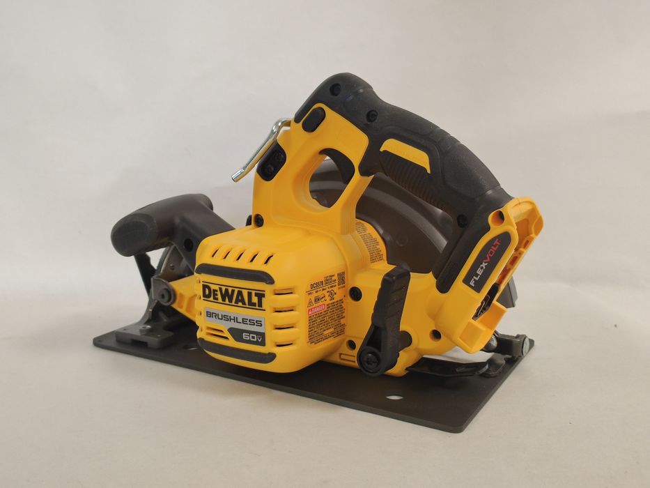 Безщіткова циркулярна дискова пила DeWALT Flexvolt 60Vmax DCS578B