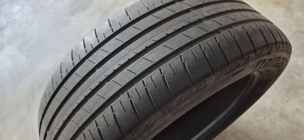 Pneu 215 55 R18 Bridgeston