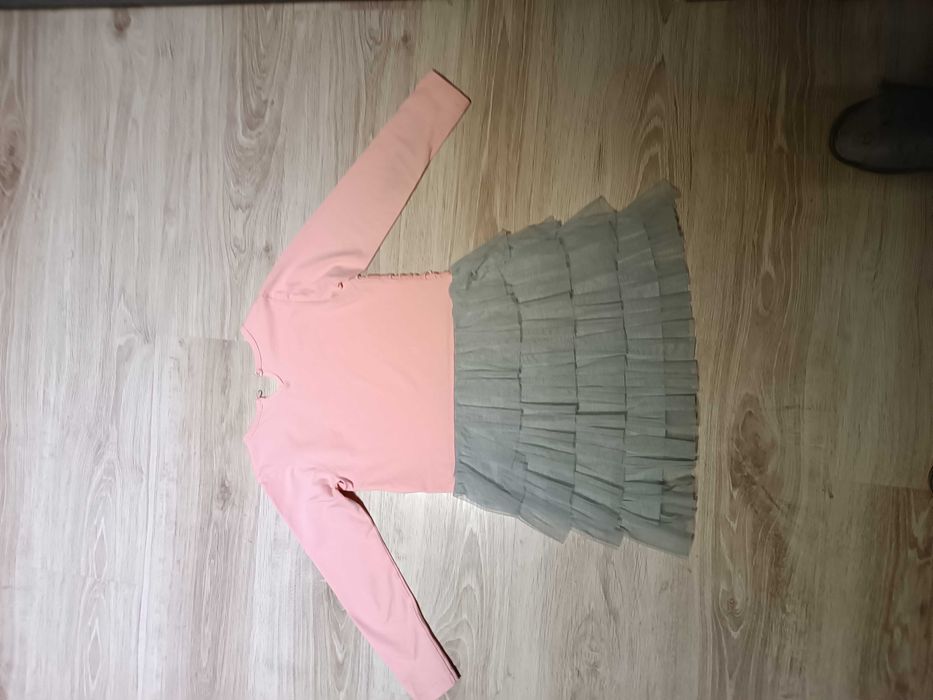 Sukienka rozmiar 122 koronka tiul