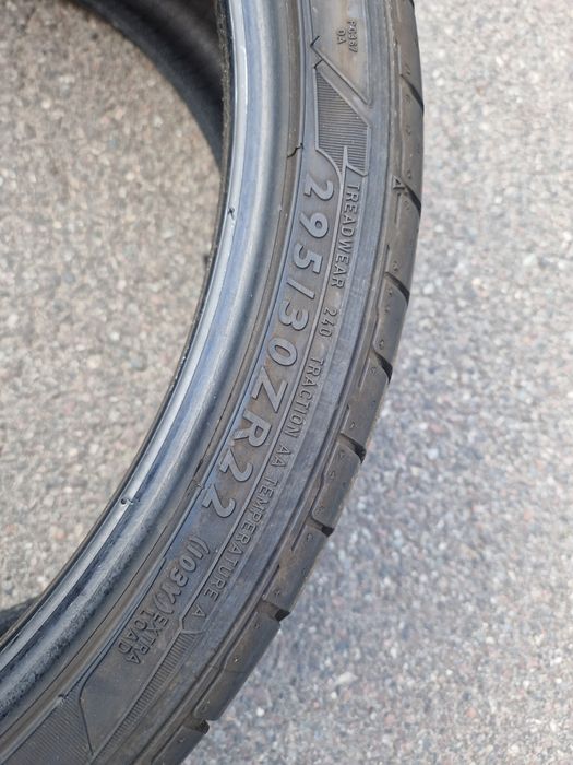 2 Opony letnie Dunlop Sportmaxx 295/30 R 22