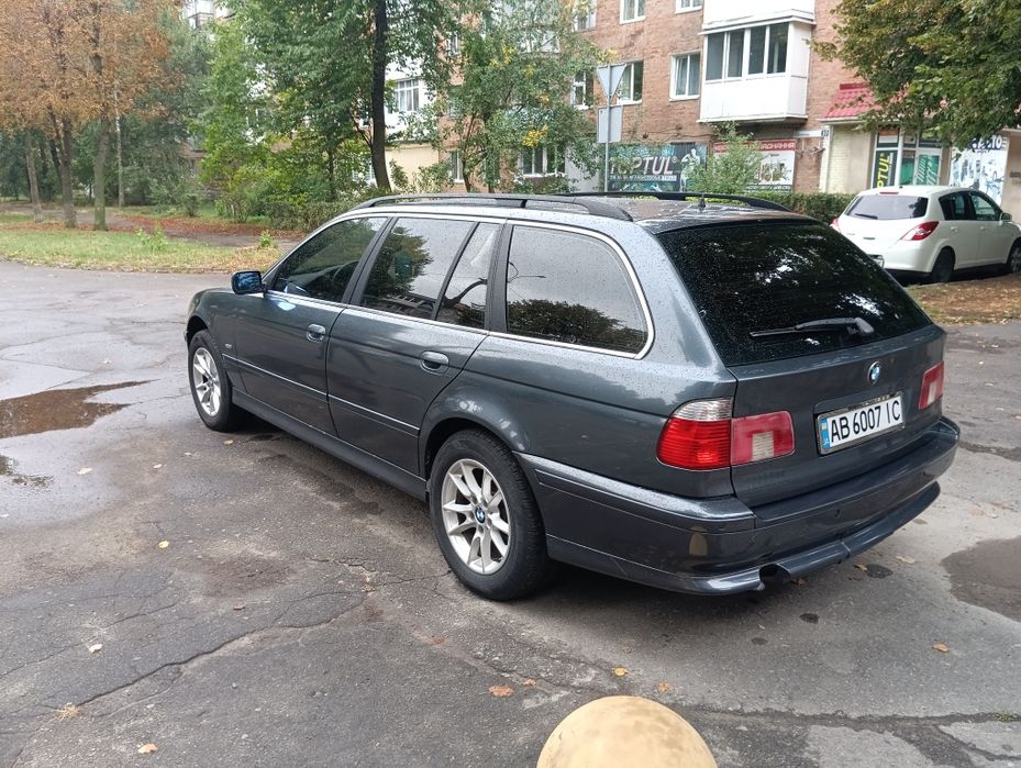 Продам БМВ е39  525 тді
