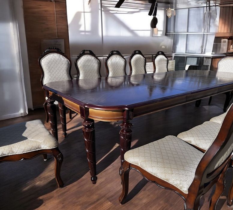 Piękny Komplet Stół Stanley w stylu Klasycznym i 12 krzeseł