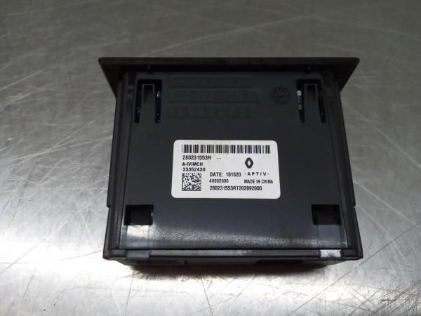 Módulo USB / AUX / IPOD RENAULT Captur II