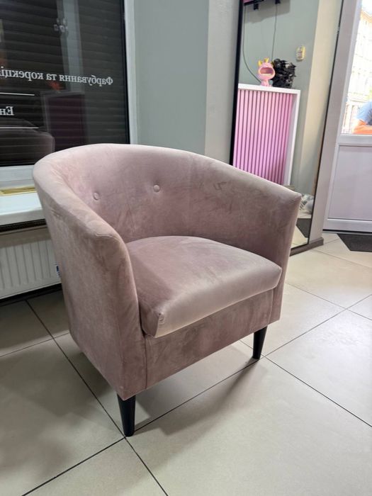 Набір двох мʼяких крісел