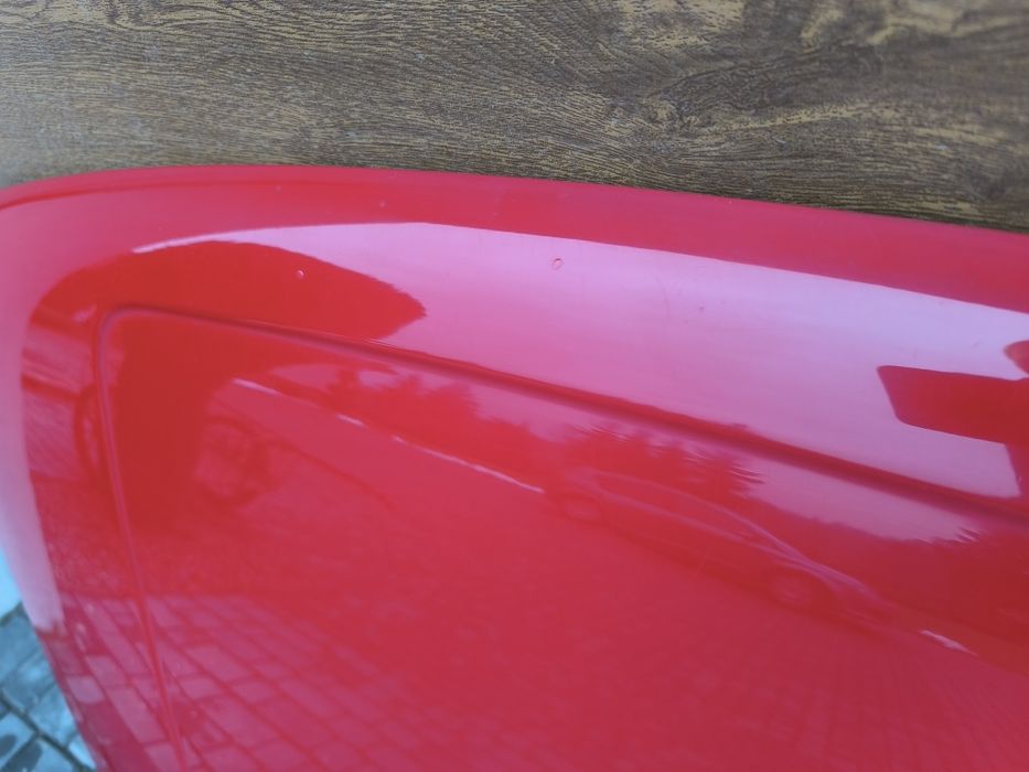 Maska pokrywa silnika VW Polo 86C 2F czerwona