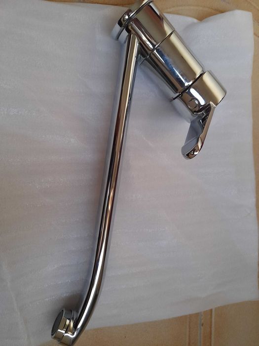 Misturadora de cozinha ( balcão) Novo TEKA cano baixo giratório